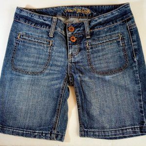 American Eagle Bermuda Blue Denim Shorts ButtonFly